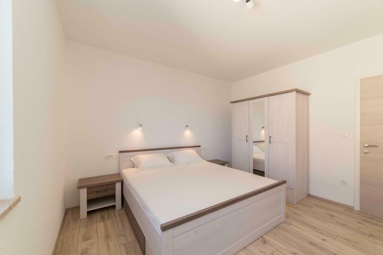 Sunset House Appartement Kampor Buitenkant foto